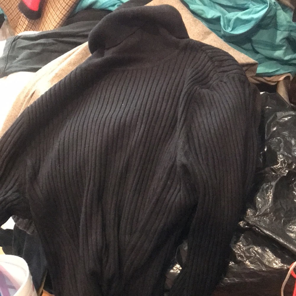 Turtle Neck Sweater - image 4